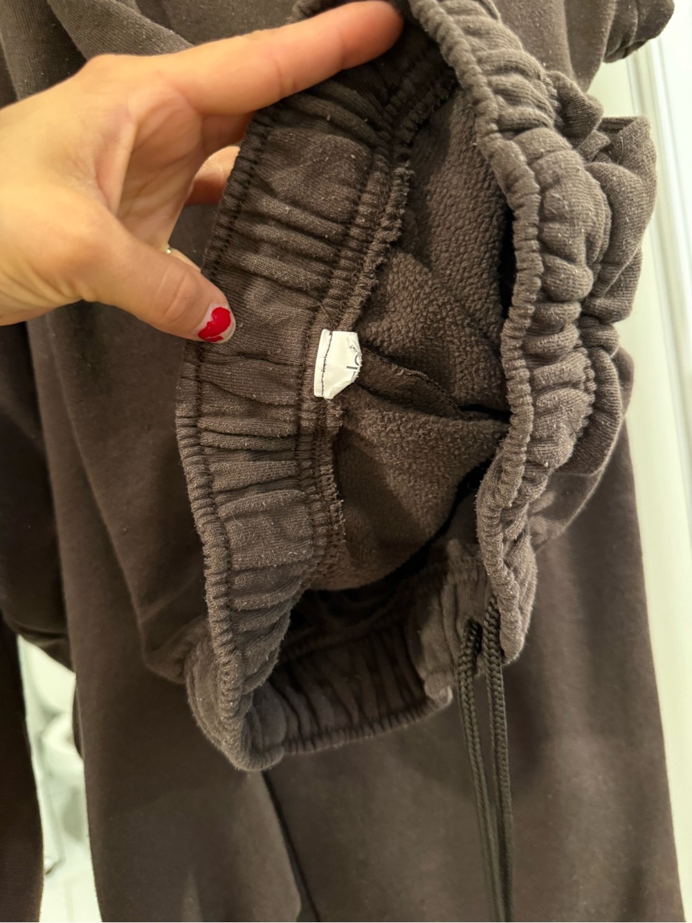 ALO Yoga Brown Track Pants & Hoodie Set - Picture 3 of 5